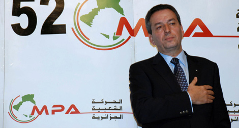 Ben Younes: “Parties seek to create problems between Bouteflika and army”