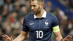 Karim Benzema: «La Marseillaise incite à la guerre»