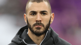 الريال يمدد عقد بن زيمة حتى 2021