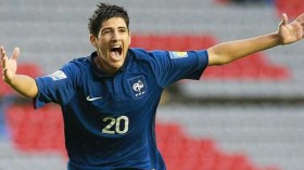 بن زية يتألق مع آمال “الديكة”.. و3 أندية فرنسية تتصارع عليه