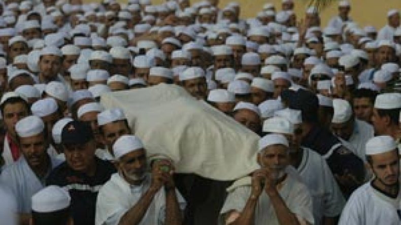 قسما وتحيا الجزائر في “حق الرد” على الاستفزازات اللفظية