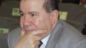 نقابة الصيادلة الخواص تحذر بركات من عواقب “القرارات الفوقية”