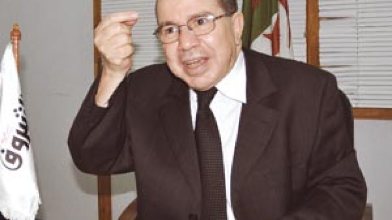 بركات  يعترف  بفشل  التلقيح  ويحذر  من  موجدة  جديدة  لأنفلونزا  الخنازير  خلال  ماي !