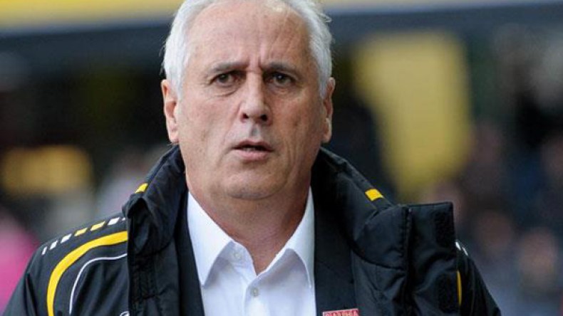 مدرب أرمينيا: اللعب أمام الجزائر سيكون أفضل تحضير لمباراة الدنمارك