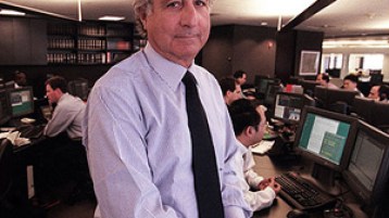 محتال القرن بأمريكا يواجه السجن لمدة 150 عام