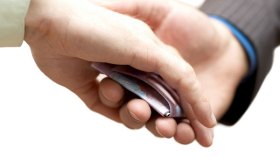 من صور أكل الحرام في واقعنا