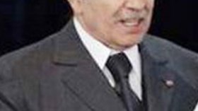 “عاصمة الثقافة العربية” ترجح فوز بوتفليقة بوسام الأكاديمية