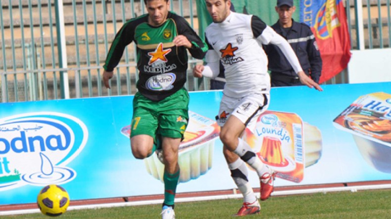 غادرت اتحاد العاصمة بسبب كرسي الإحتياط والعشب الاصطناعي