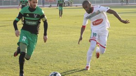 ش. قسنطينة: معيزة يتخلص من الآلام وبزاز يواصل العمل على انفراد