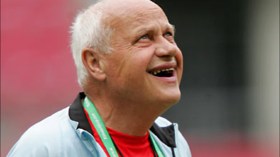 فيستر والمدرسة الألمانية في أول اختبار بالجزائر