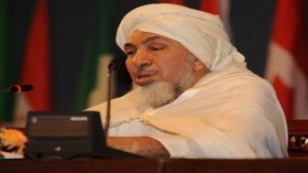 الشيخ عبد الله بن بية يستقيل من منصب نائب رئيس الاتحاد العالمي للعلماء المسلمين