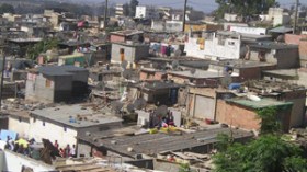 الإنتهاء من تدمير أحياء القصدير و”لاصاص” قبل 2009