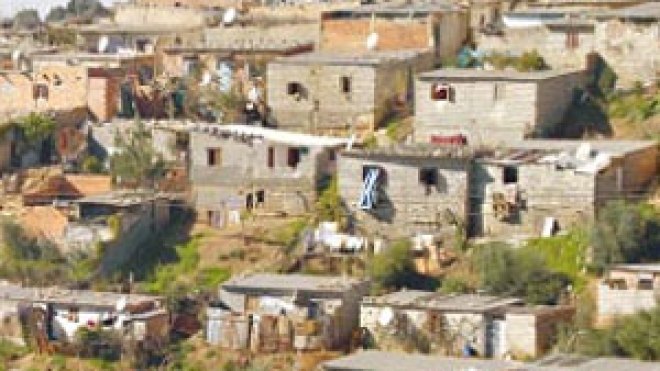 العاصمة : تحويل الأراضي المسترجعة بعد هدم البيوت القصديرية الى مساحات خضراء