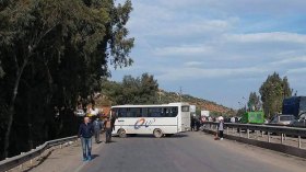 طالبو السكن يشلون طريقين وطنيين ببجاية