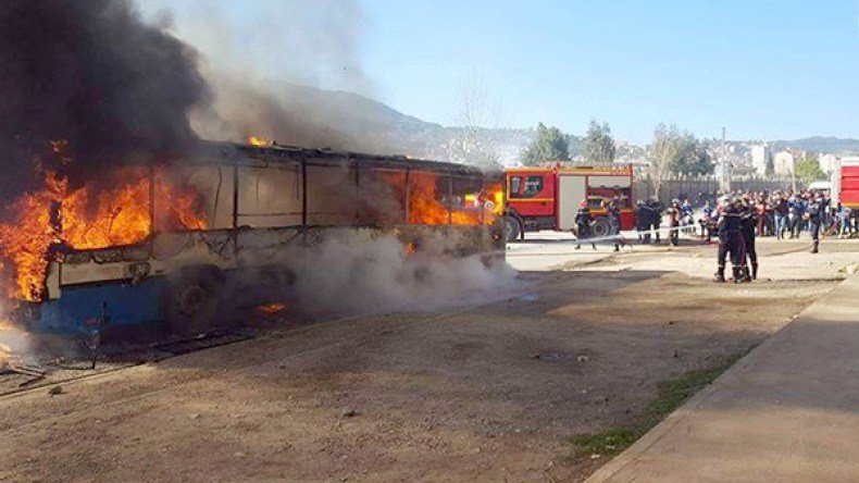 احترموا الشارع!