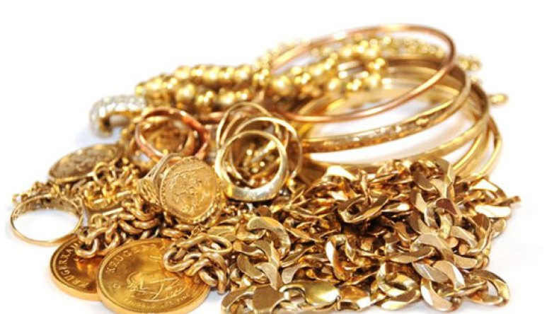 هكذا جرّد سارق زوجة ملياردير من مجوهرات ذهبية بـ 3 ملايير!