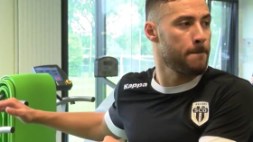 بلايلي ممنوع من اللعب في الجزائر..؟