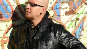 الشاب بلال والمغربية هدى سعد يغنيان لفتح الحدود مع الجزائر