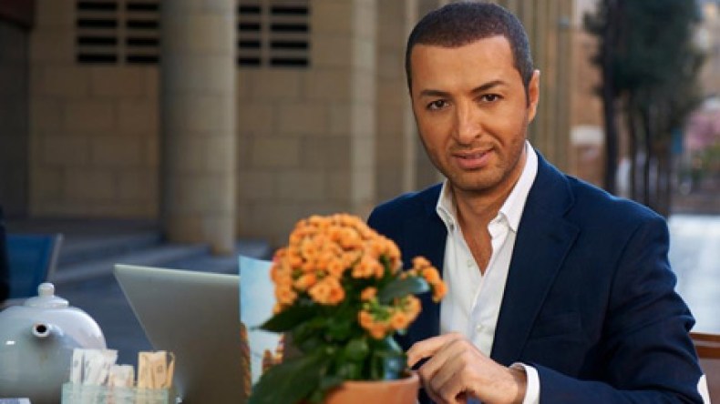 بلال العربي:”الإعلام الحُكومي أكل عليه الدهر وشرب والمُستقبل في الجزائر للسمعي البصري الخاص”