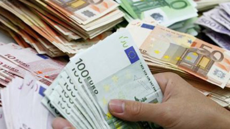 130 أورو تفجّر الخلاف بين وزارة المالية وبنك الجزائر