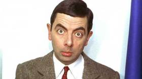 “مستر بين” طلب 250 ألف أورو للحضور كضيف شرف إلى وهران!