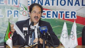 بيراف يعقد اجتماع صلح للم شمل أسرة كرة اليد الجزائرية