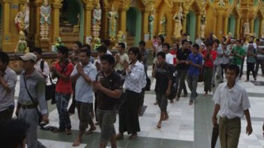 Violences religieuses: l'ONU évacue son personnel dans l'ouest birman