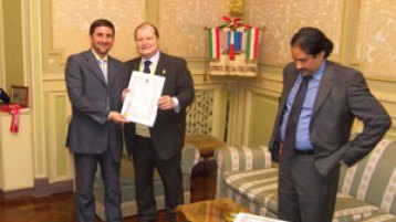 إيطاليا.. قصة حب جارفة مع الفاتيكان