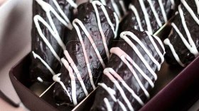 قطع الشكولاطة بالبسكويت (للأطفال)