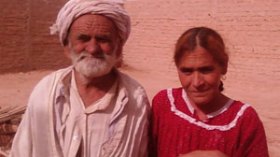 السكان يتقاسمون الماء المالح مع الفلاحة وعائلة من 7 أفراد تبيت على الطوى