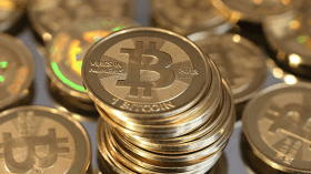 الحكومة تمنع التعامل بـ”البتكوين”