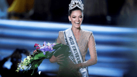 إفريقية تتوَّج ملكةَ لجمال الكون