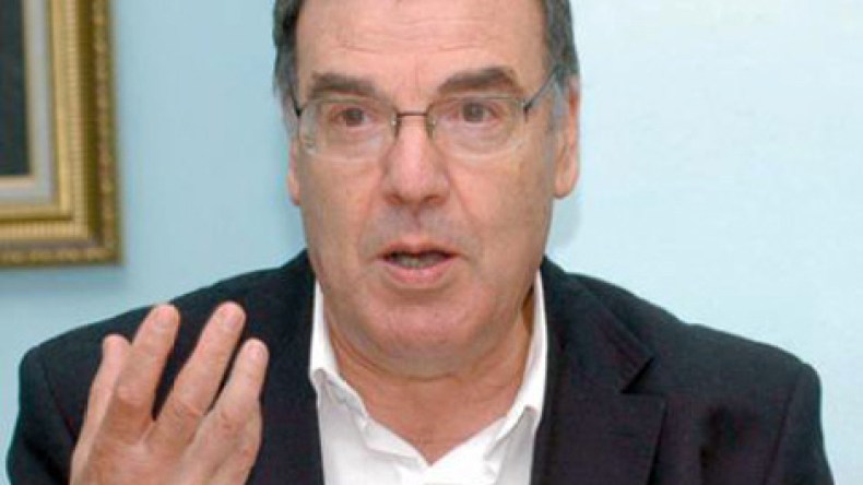 هل انسحب أحمد بجاوي من رئاسة المهرجان ؟ !