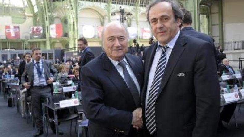 بلاتيني “زعيم المافيا” وبلاتر “ديكتاتور مجنون”!