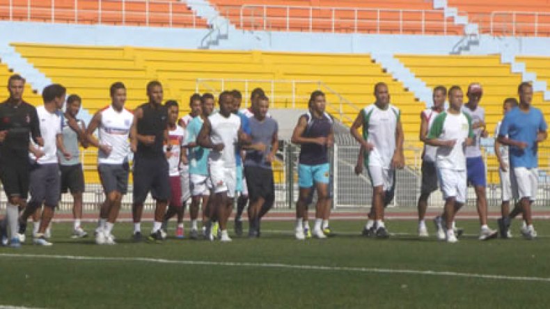 بن عيسى يجمد الحساب البنكي لفريق اتحاد بلعباس