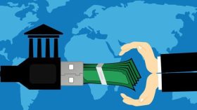 النظام المغربي “مرعوب” من تقرير دولي حول تبييض الأموال وتمويل الإرهاب