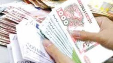 Le blanchiment d’argent fait perdre à l’Algérie 400 milliards de dinars