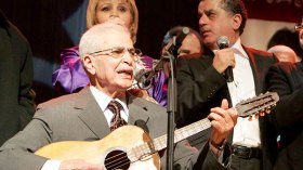 “الباهية” تودع أيقونة الفن الوهراني بلاوي الهواري