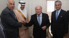 3 رسائل إسلامية وعربية لبلاتر تطالبه برفع بطاقة حمراء في وجه “الكيان الصهيوني”