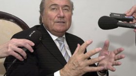 FIFA president Blatter to visit Algeria end of the year
