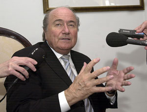 FIFA president Blatter to visit Algeria end of the year