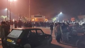 إختناقات بسبب عملية الحرق العشوائي بمفرغة سوناطرو بالاربعاء