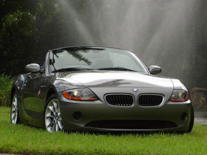 BMW warns on 2008 profit after ugly Q2