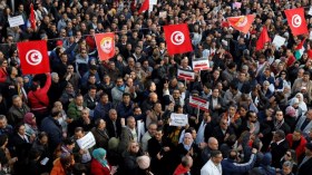 احتجاجاتٌ عفوية أم ثورة مضادّة؟