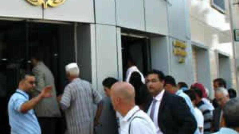 التخلي عن الجنسية الجزائرية مقابل أجور خيالية بالشركات الأجنبية!