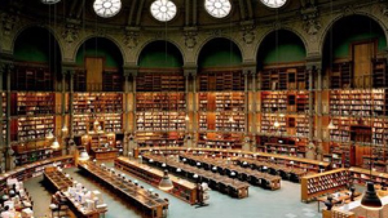 نشيد “قسما” يصدح بالمكتبة الوطنية الفرنسية بباريس