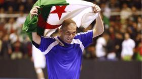 زيدان يُقدّم مساعدات لِمستشفى تيزي وزو