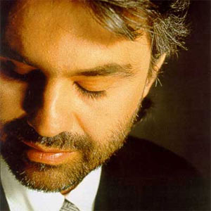 bocceli_392371083.jpg