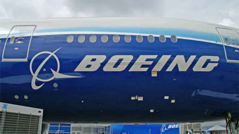 الجوية الجزائرية تعتزم شراء طائرات من ايرباص وبوينغ