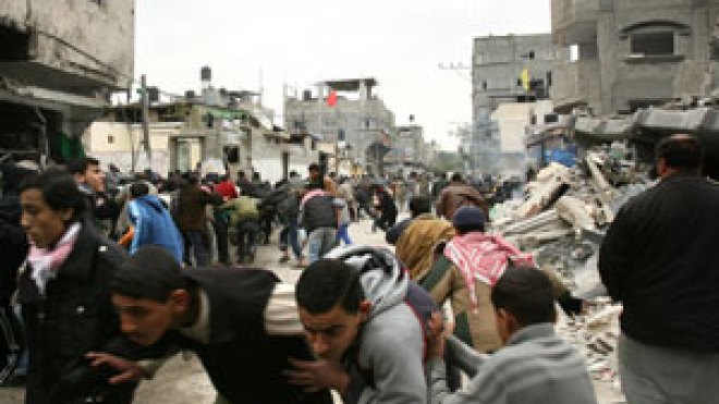 الطائرات الإسرائيلية تواصل قصف المواقع المدنية